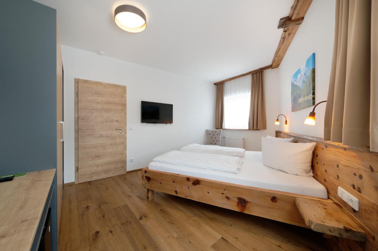 Hotel Garni Alpengruss Garmisch-Partenkirchen Ngoại thất bức ảnh