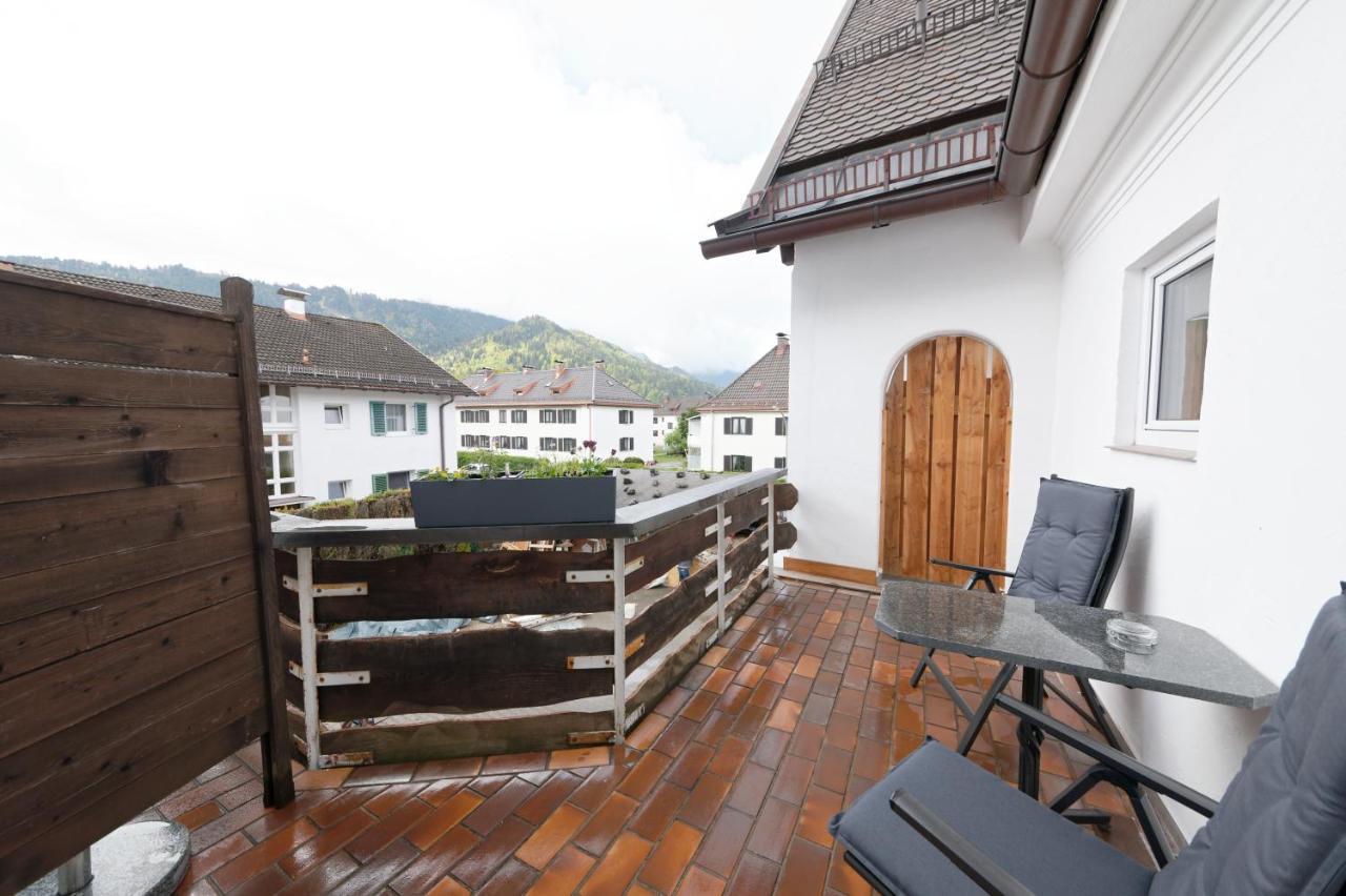 Hotel Garni Alpengruss Garmisch-Partenkirchen Ngoại thất bức ảnh