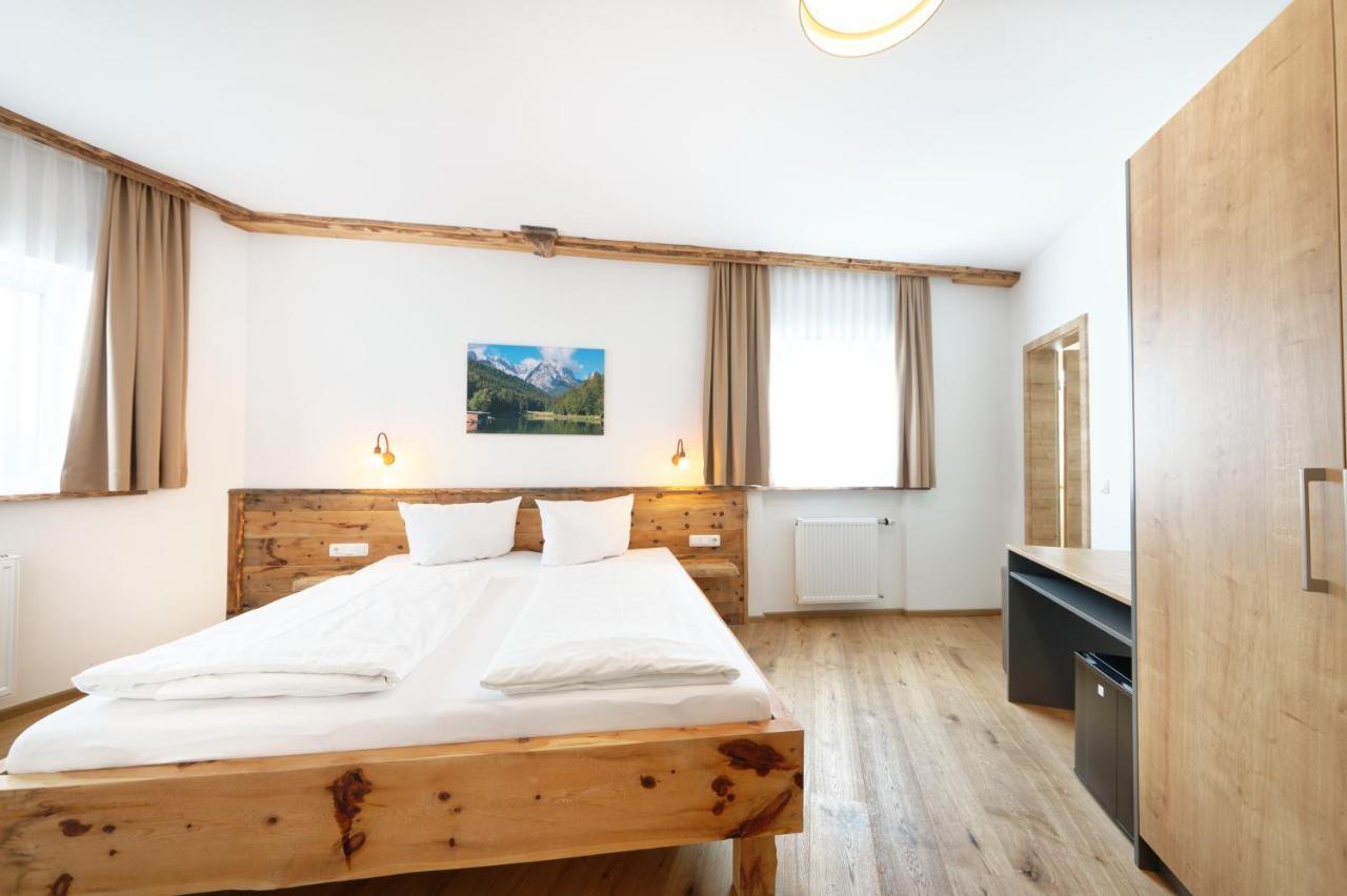 Hotel Garni Alpengruss Garmisch-Partenkirchen Ngoại thất bức ảnh