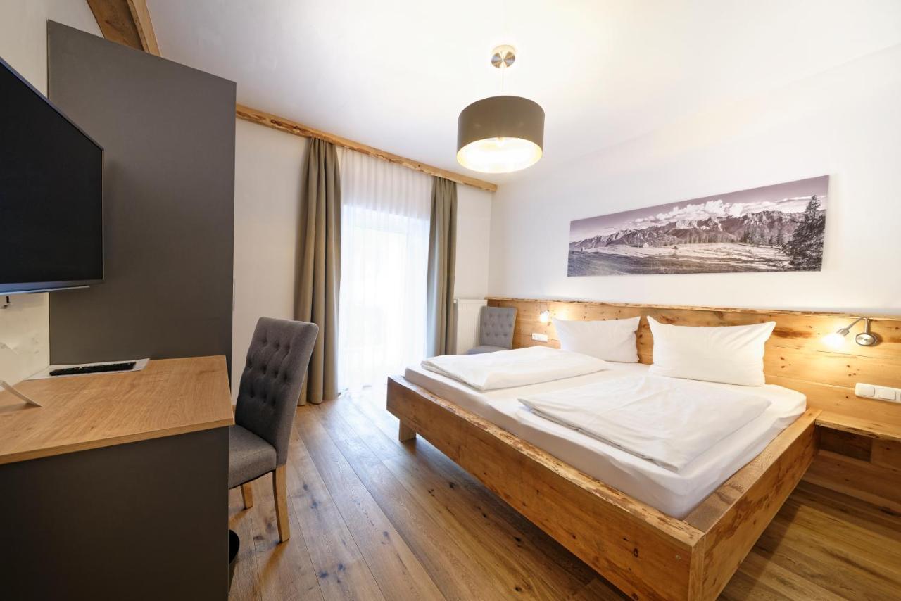 Hotel Garni Alpengruss Garmisch-Partenkirchen Ngoại thất bức ảnh